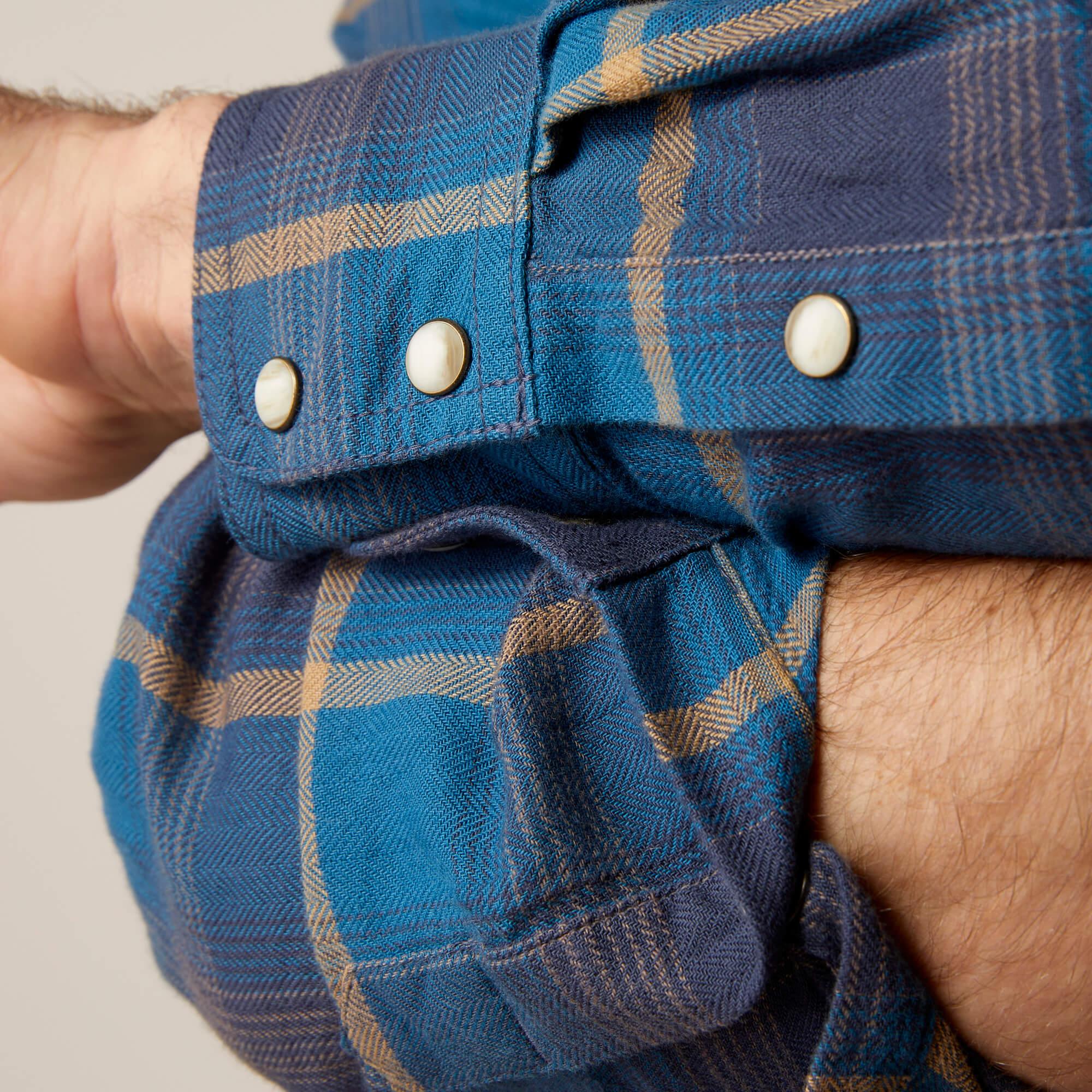 Harland Retro Fit Shirt - Moon Howl
