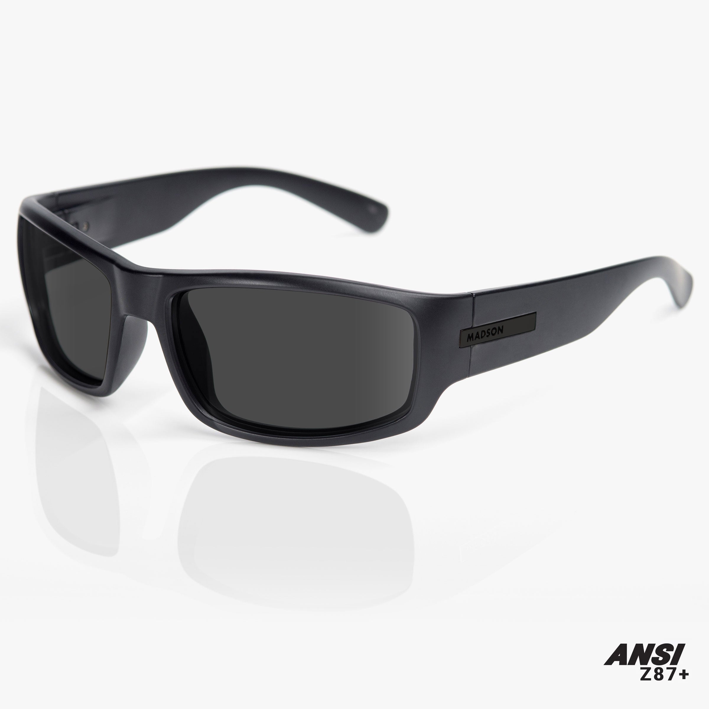 101 - Black Matte / Grey Polarized