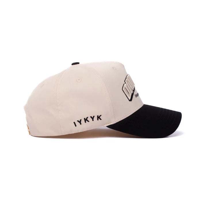 Arch Logo Hat Cream/Black