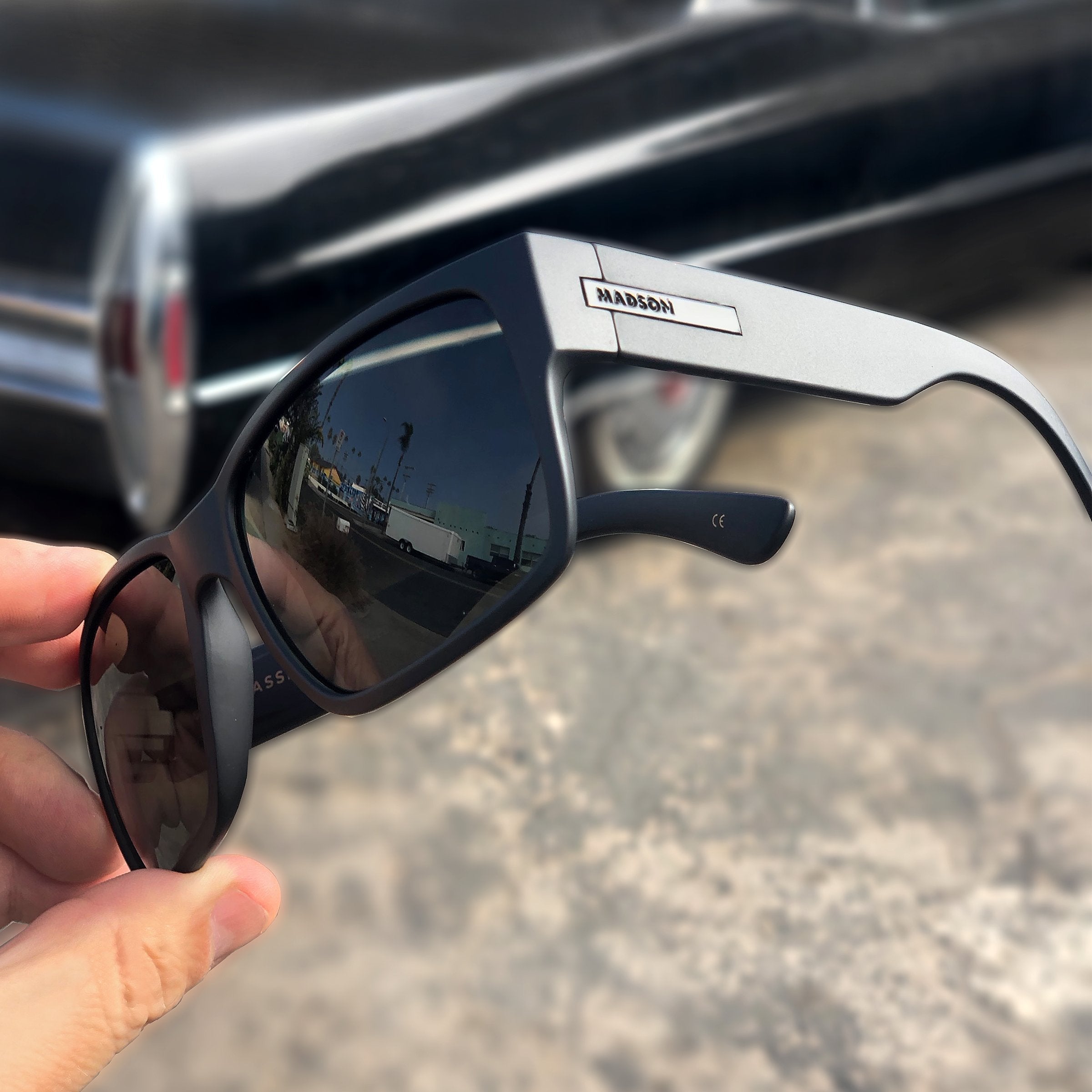 Classico - Black on Black / Grey Polarized