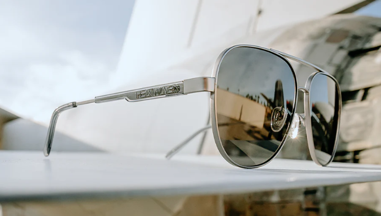 Incline Gun Metal - Black Lens