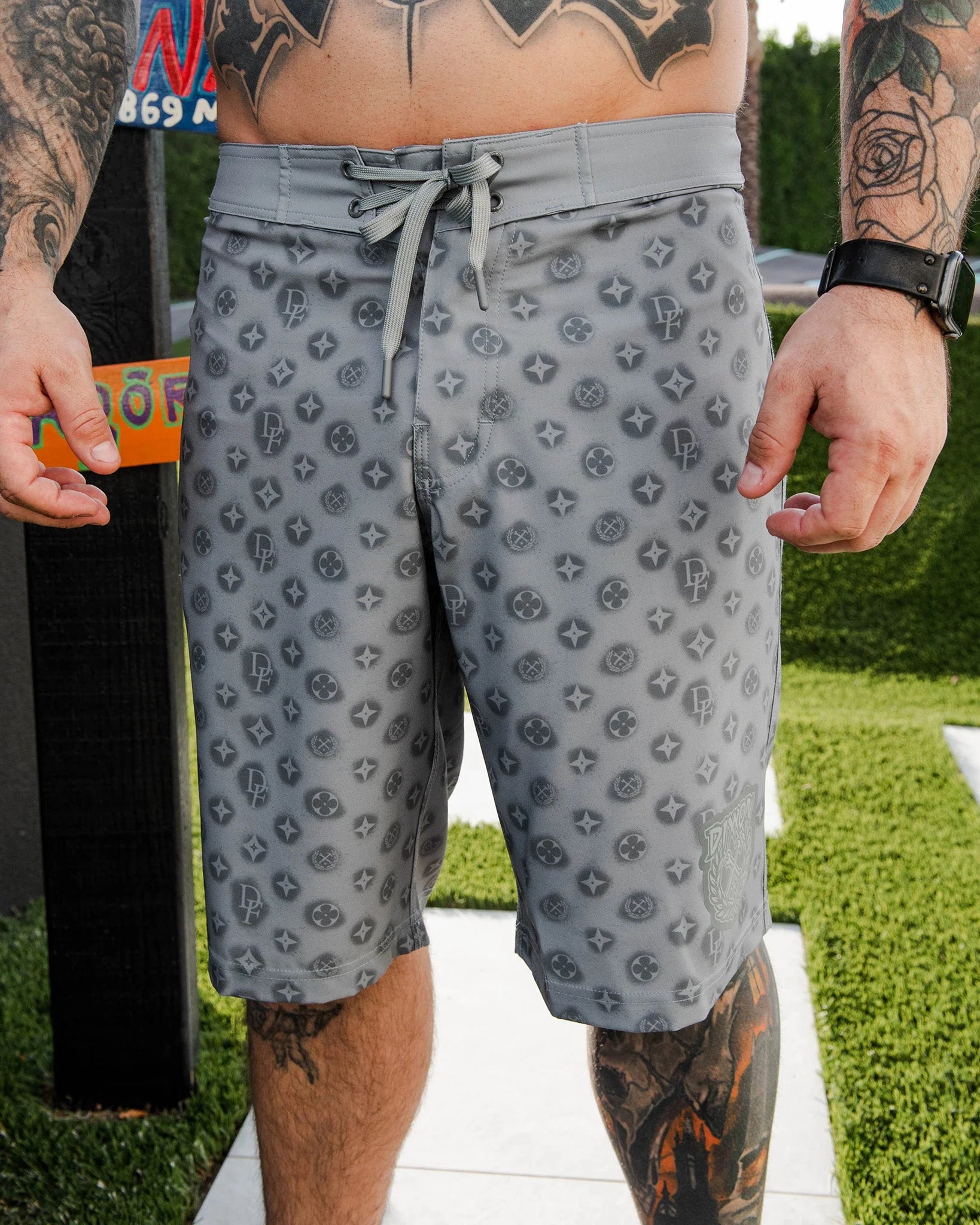 Gray Bougie 21" Boardshort