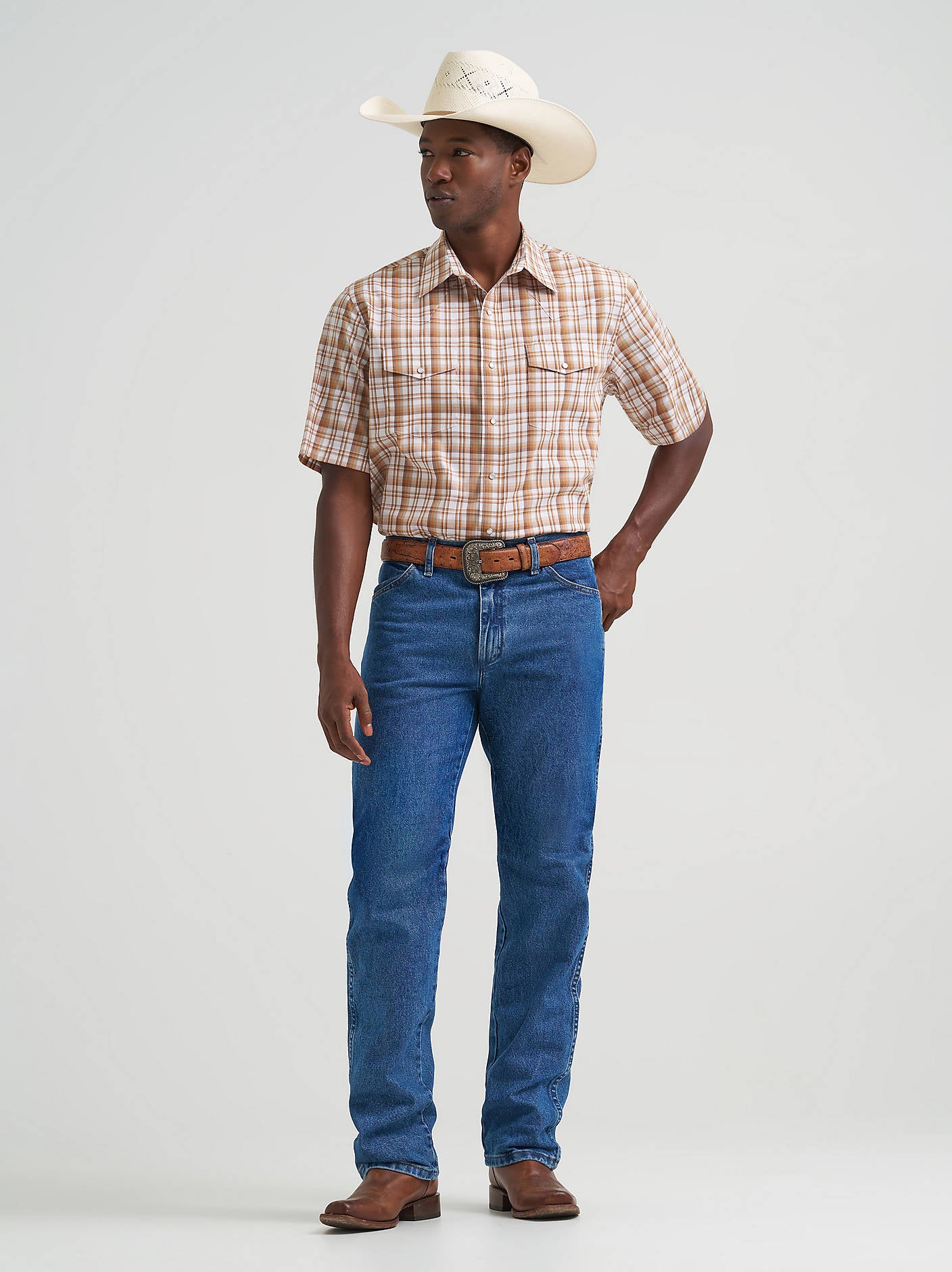 Wrangler® Wrinkle Resist Short Sleeve Shirt- Hay Brown