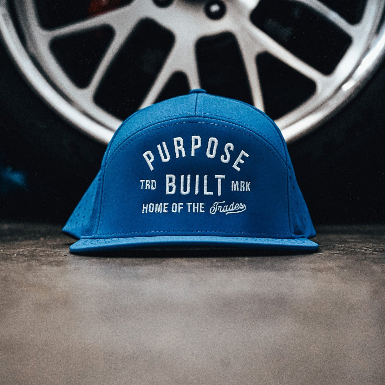 Trademark Performance // 7 Panel // Radial Blue