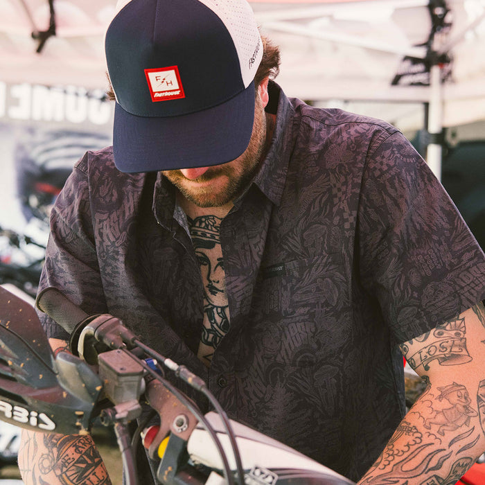 Tomahawk SS Button-Up - Black